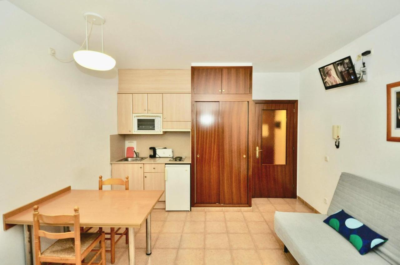 Apartments Sunsol Lloret de Mar Kültér fotó