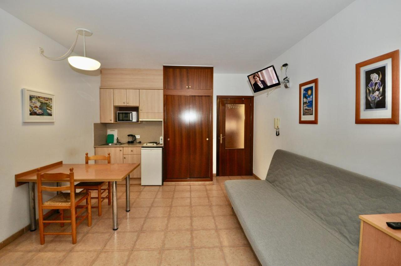 Apartments Sunsol Lloret de Mar Kültér fotó